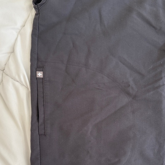 Figs Rafaela Scrub Top - Picture 3 of 4